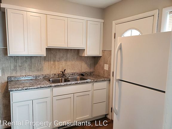5th image of 1441 Giddings Ave SE