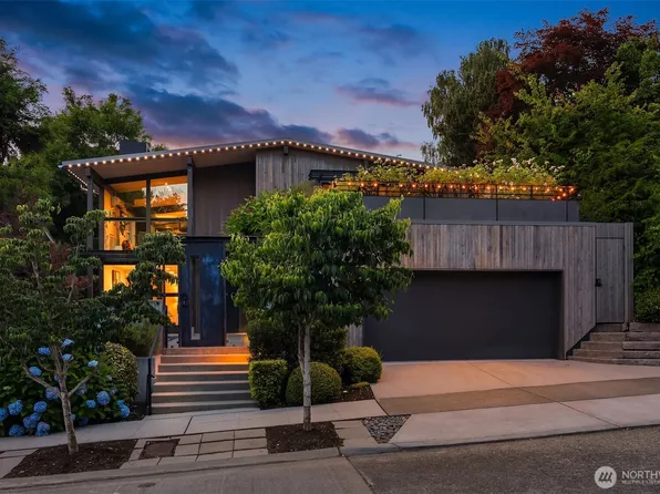 3908 NE 38th Street, Seattle, WA 98105
