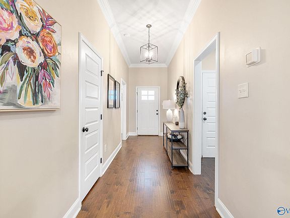 5th image of 147 Rita Ann Way