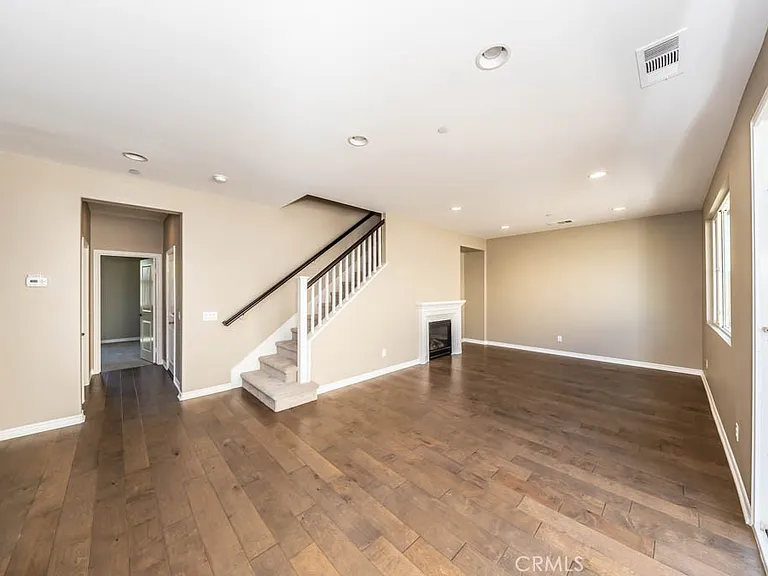 5041 Menton Ln — Photo 10