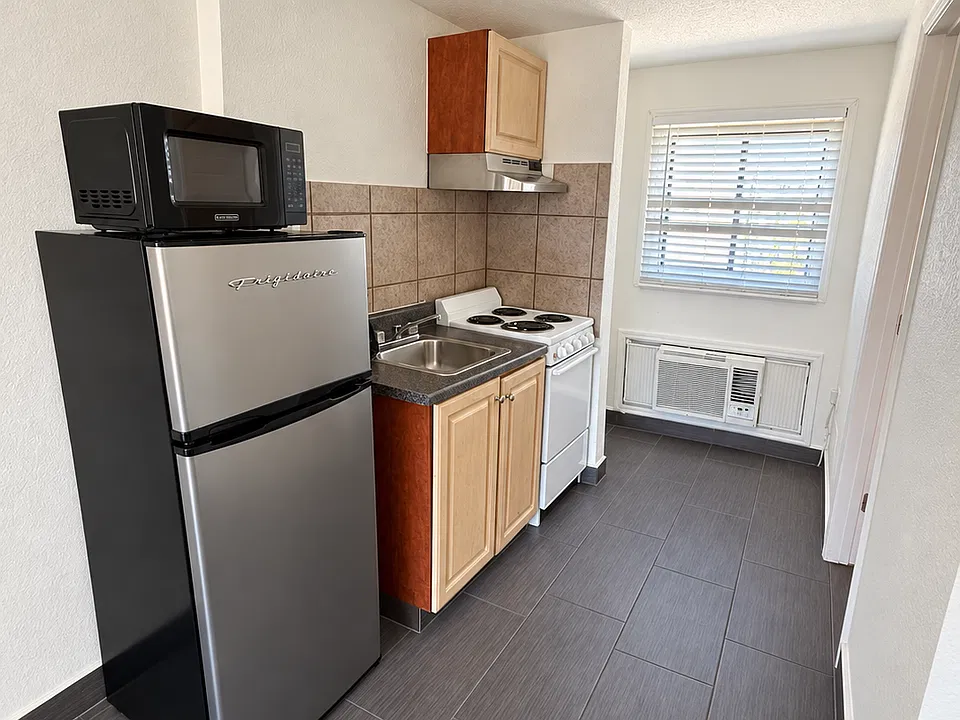 2100 Cassandra Ln #PV-1-401