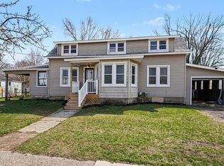 229 Union St, Lawton, MI 49065