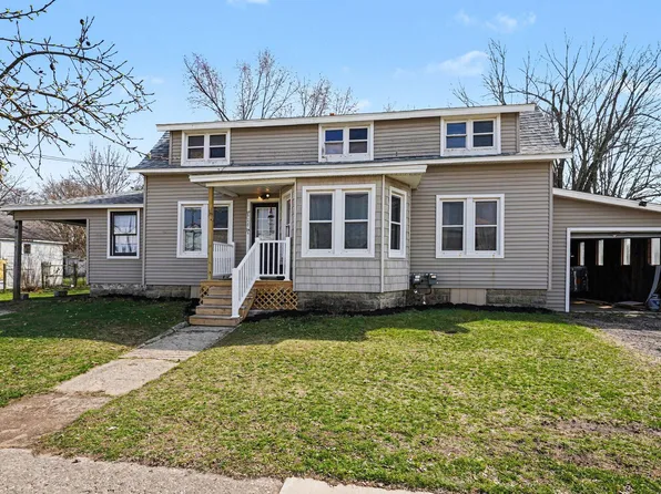 229 Union St, Lawton, MI 49065