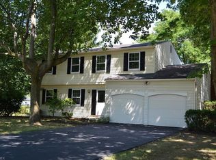 5745 Argyle Dr, Hudson, OH 44236