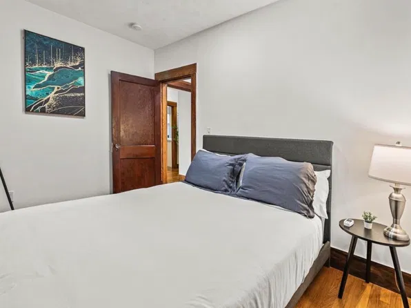 111 Winthrop St #2, Medford, MA 02155