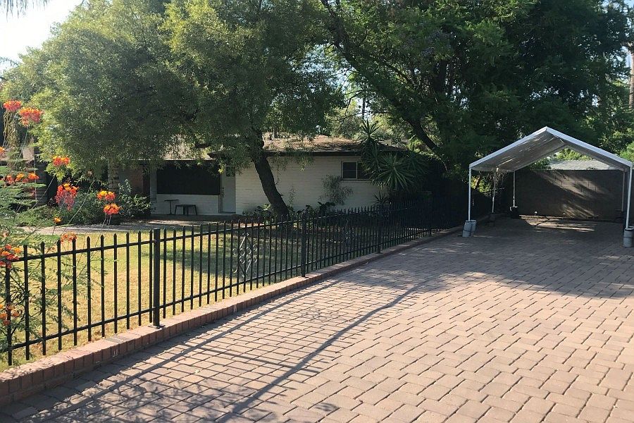2nd image of 532 W Townley Ave
