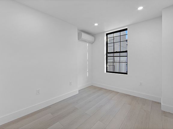 2nd image of 200 Meserole St #3F
