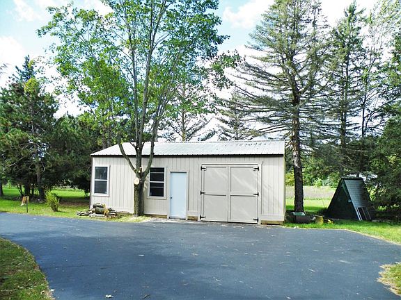 2nd image of 13263 Vergennes St SE