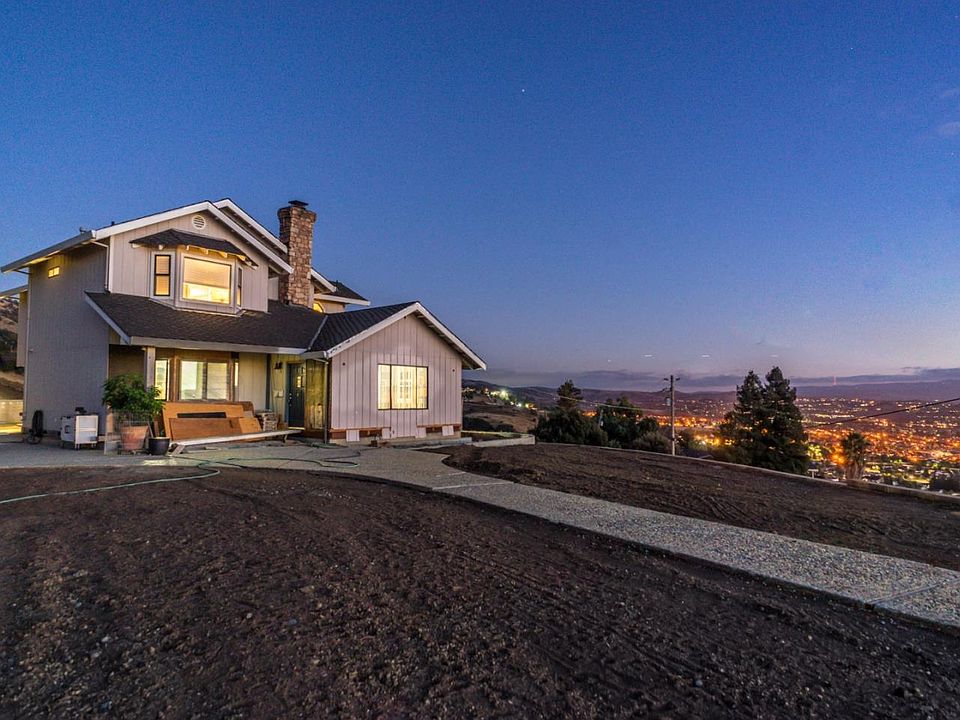 1st image of 3947 Pleasant Hollow Ln