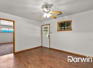 100 6th St #B, Mabank, TX 75147