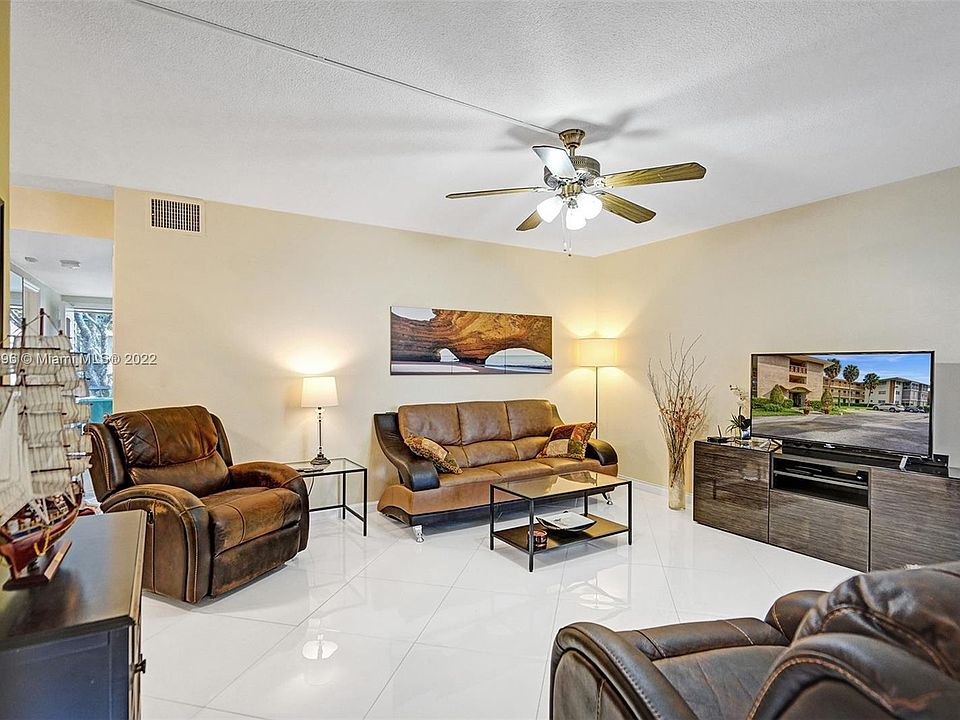 1st image of 17050 NE 14th Ave APT 204