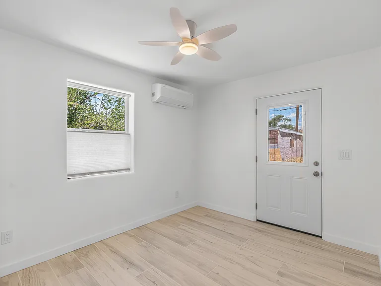 1707 Espinacitas St #A — Photo 11