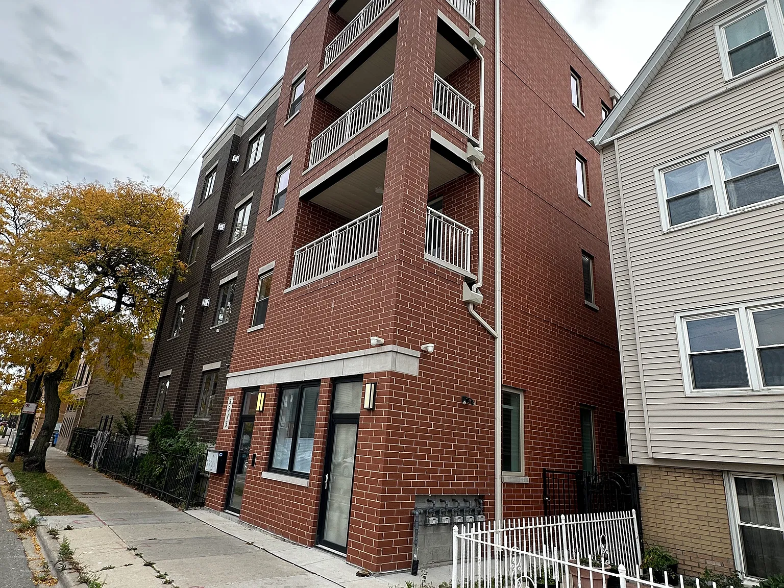 1 bed, 800 sqft, $2,150 — Photo 1