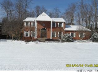 23 Stonebridge Rd, New Hartford, NY 13413