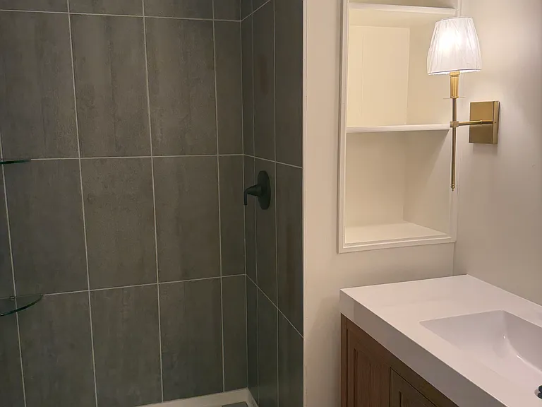 8636 Walmer St — Photo 2
