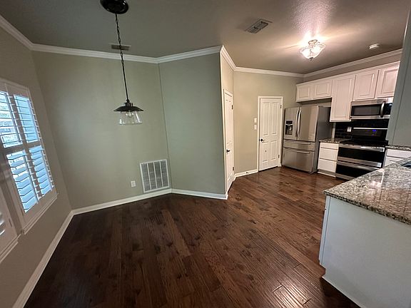 4th image of 207 Yoalana St