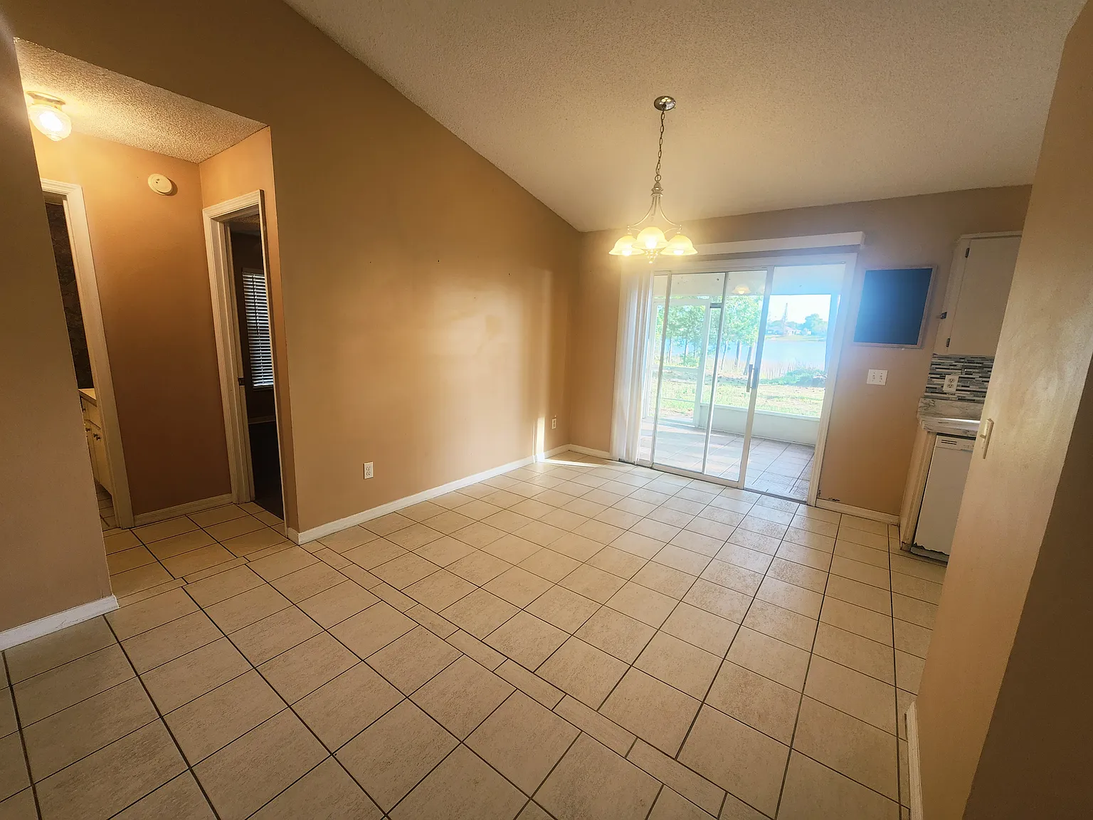 2481 India Boulevard — Photo 3