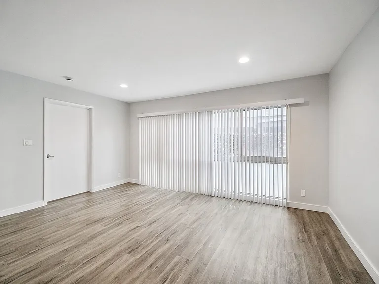 170 North Crescent Street — Photo 38