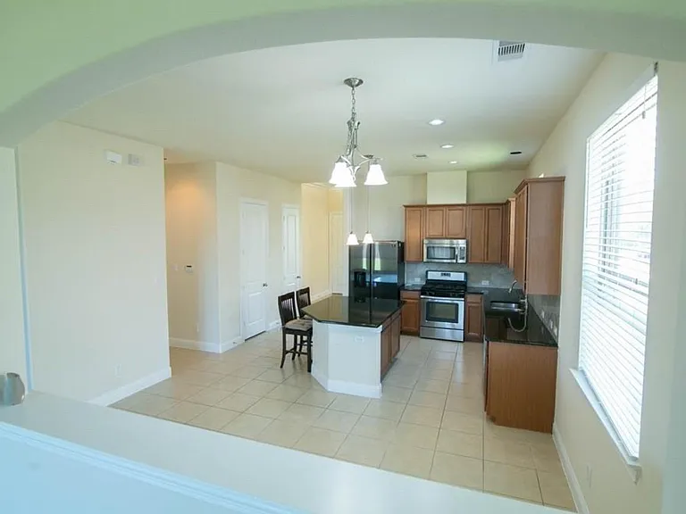 1327 Graham Trace Ln — Photo 11