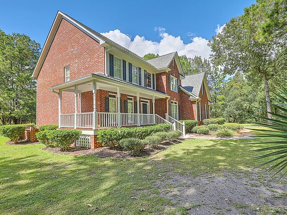 5th image of 3214 Cottonfield Dr