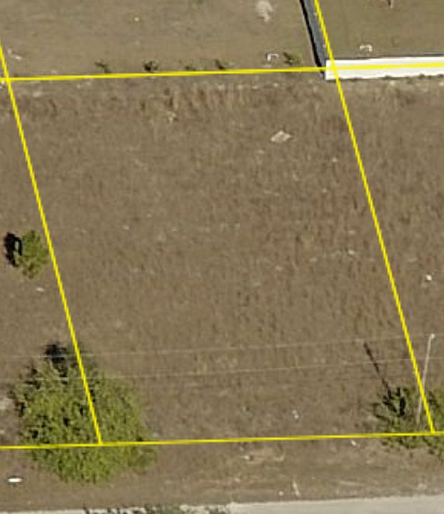 2nd image of 3818 3rd St SW