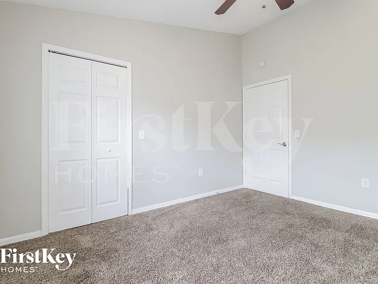 6564 Viewpoint Ct — Photo 11