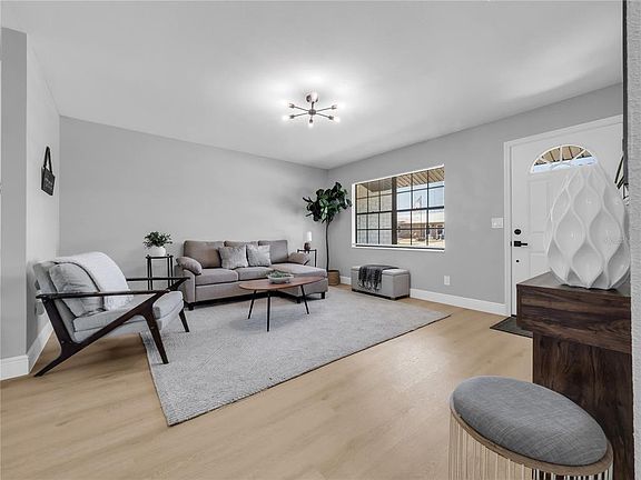 4th image of 5213 Colfax Pl