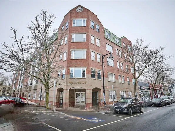 289 Essex St APT 308, Salem, MA 01970