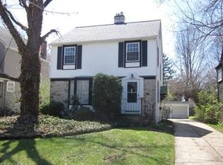 2390 Queenston Rd, Cleveland Heights, OH 44118