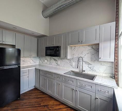 4th image of 100 Hellam St #308