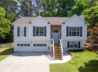 1710 Hampton Walk Dr, Hoschton, GA 30548