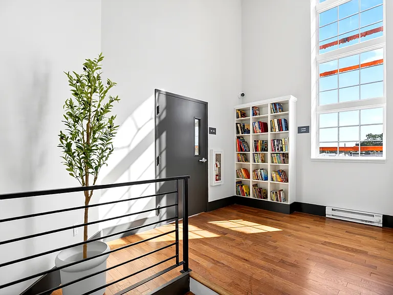 Clearfield Lofts — Photo 9