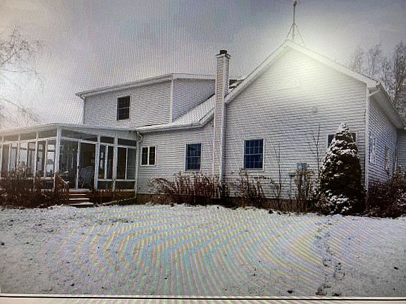 2nd image of 166 Meadowview Hts