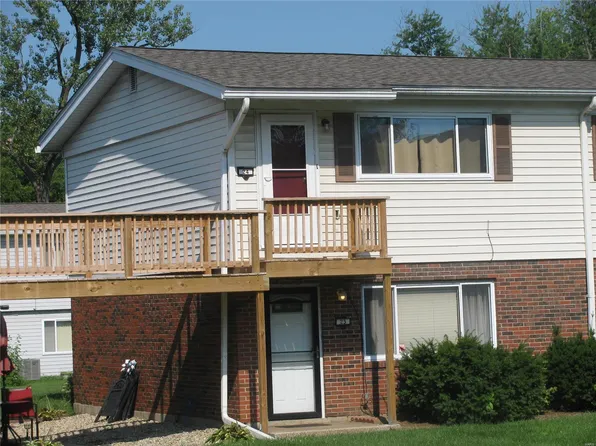 5310 Godfrey Rd APT 24, Godfrey, IL 62035