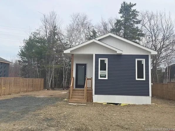 213 Gordon Rd, Miramichi, NB E1N 1Z4