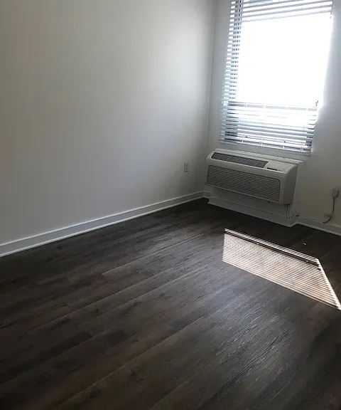 815 Arch St #209 — Photo 9