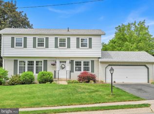 2705 Merritt Pkwy, Reading, PA 19609