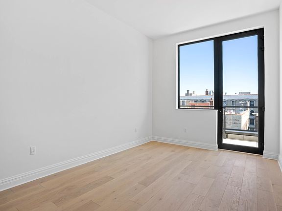 5th image of 127 W 112th St #7A