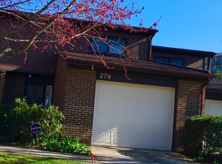 276 Millcreek Dr, Akron, OH