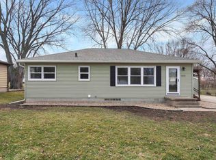 1521 Orchard Dr, Cedar Falls, IA 50613