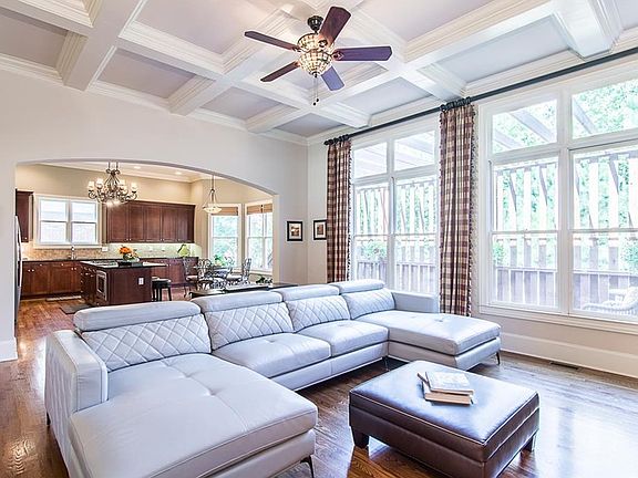4th image of 9865 Coventry Ln