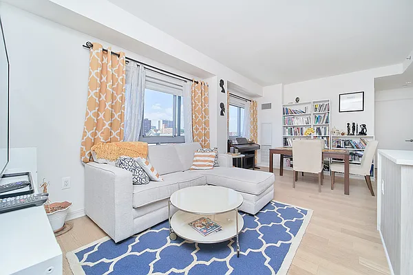 Rented by Living New York | media 2