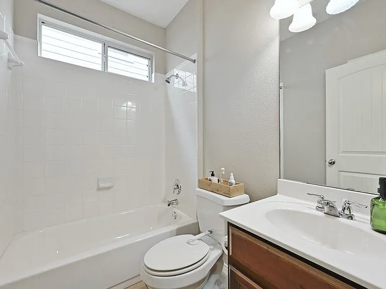 1201 Salem Park Ct — Photo 15