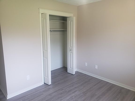 2nd image of 1821 Village Ln