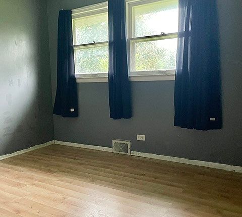 5th image of 2N418 Amy Ave