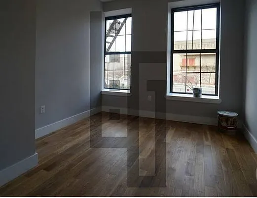 Rented by Loom Group | media 54