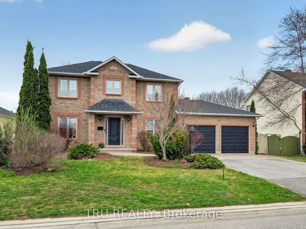36 James Lewis Ave, Ottawa, ON K2S 1K4