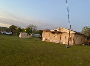 301 6th St, Haileyville, OK 74546