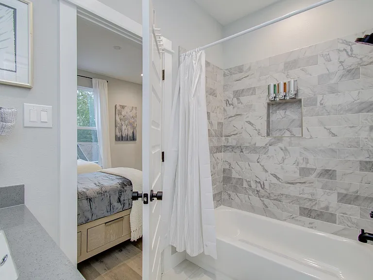 2105 Sam Wilson St #D — Photo 18