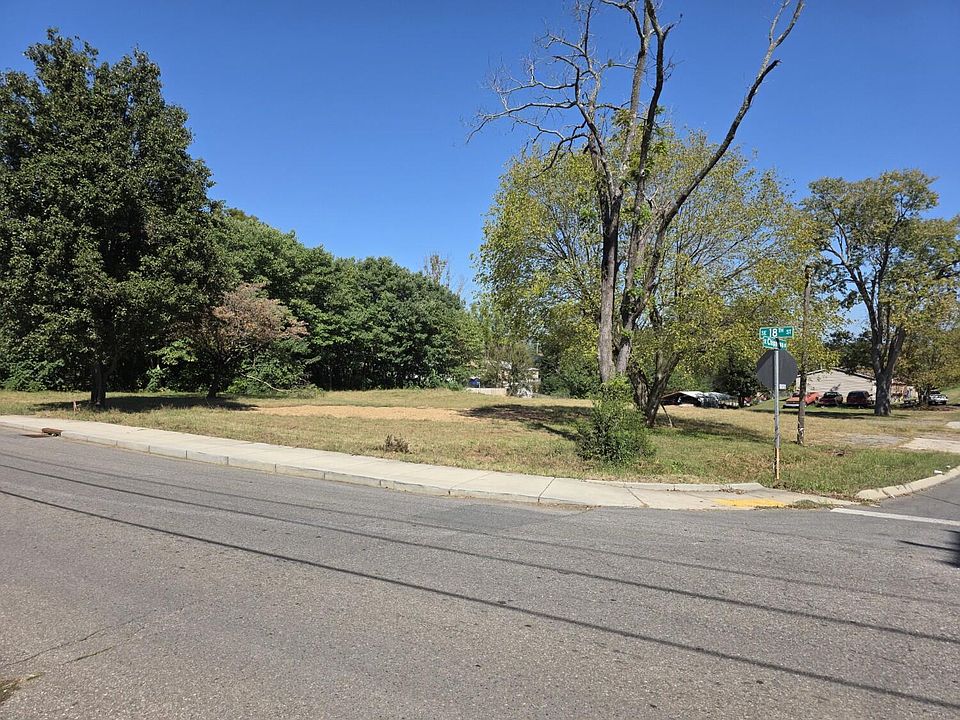 2nd image of 507-2 18th St SE